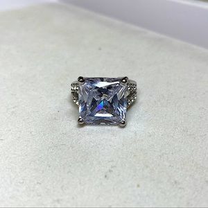 Bombshell Silver Ring